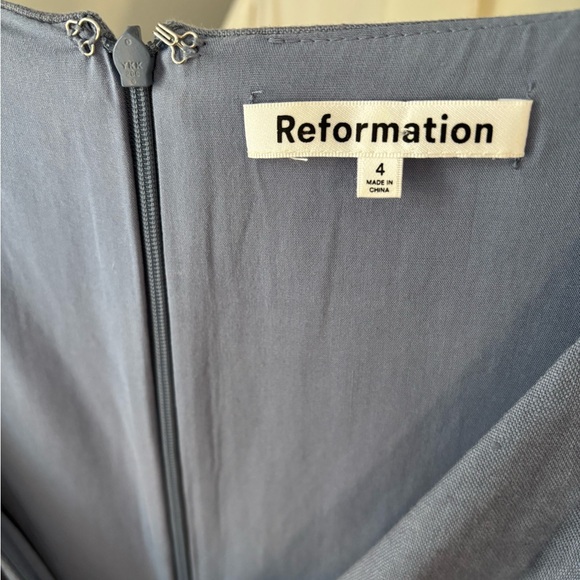 Reformation Sebastien Linen midi dress in cornflower blue, size 4! - Picture 3 of 4